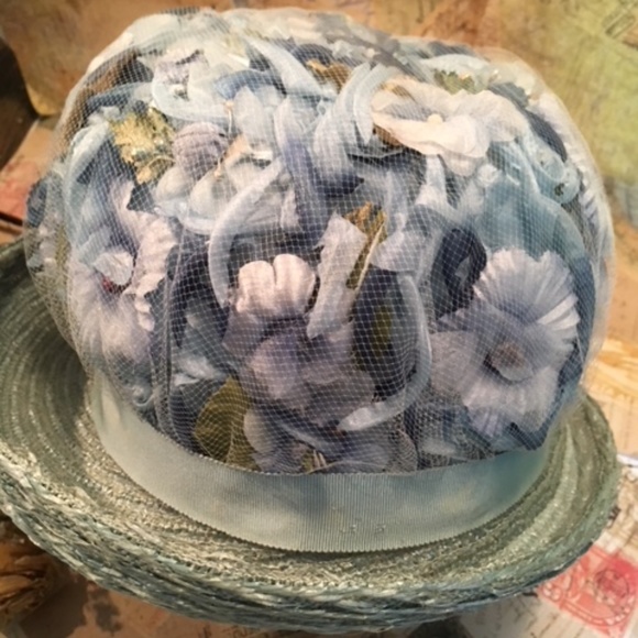Vintage Marche' 1940's Exclusive Blue Straw Hat - Picture 2 of 7